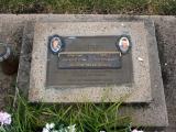 image of grave number 894890